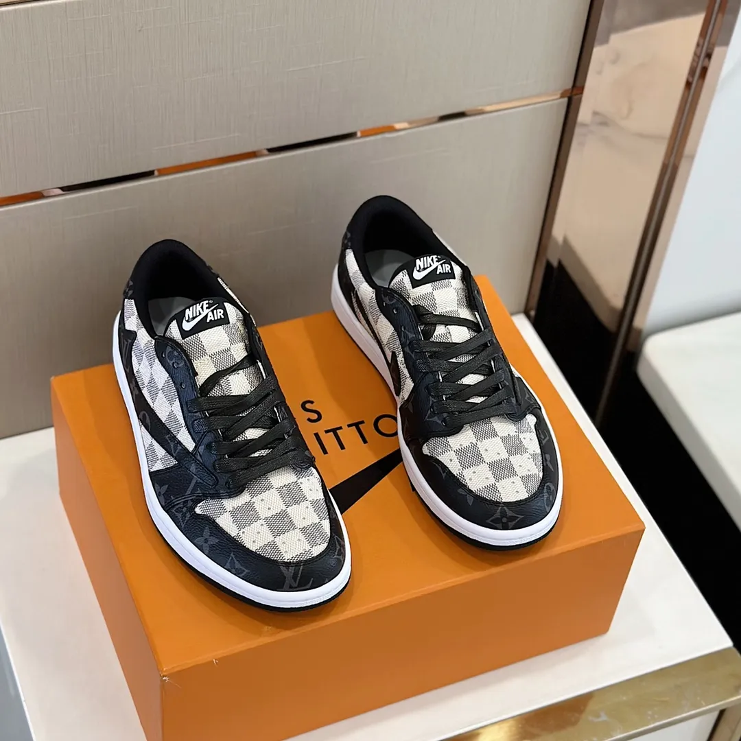 Men's shoes 💰p440 "*OUIS *UITTO* Nike" new original drawer box, co-branded low-top casual sneakers, this sneaker is completely made of denim canvas splicing leather, decorated with Louis Vuitton's iconic monogram and Damierl pattern with natural cowhide piping. The upper of this shoe combines LV’s most classic Monogram and Damier elements, giving it a sense of luxury and recognition! Size: 38-45